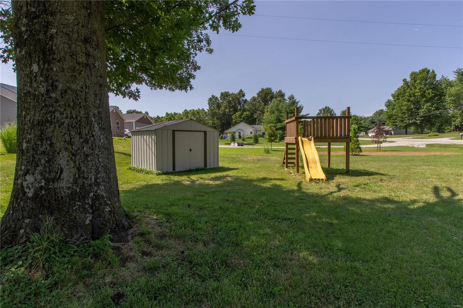 13804 St Rose Road Highland, IL 62249 - Photo 25 of 27