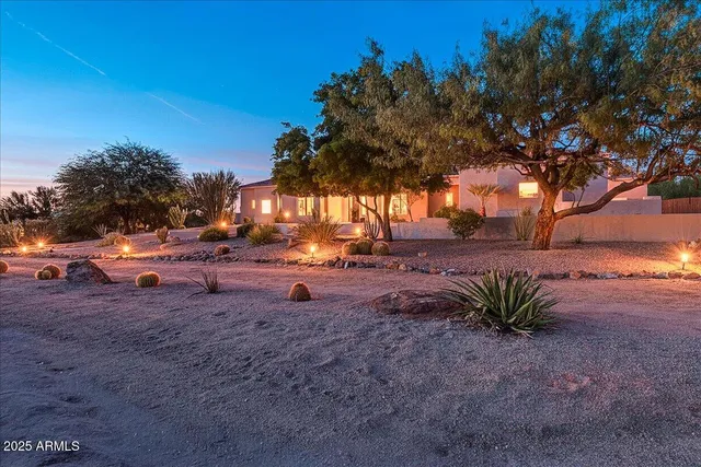 $2,375,000 | 7770 East Dale Lane, Scottsdale, AZ 85266