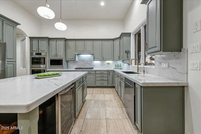 $2,375,000 | 7770 East Dale Lane, Scottsdale, AZ 85266