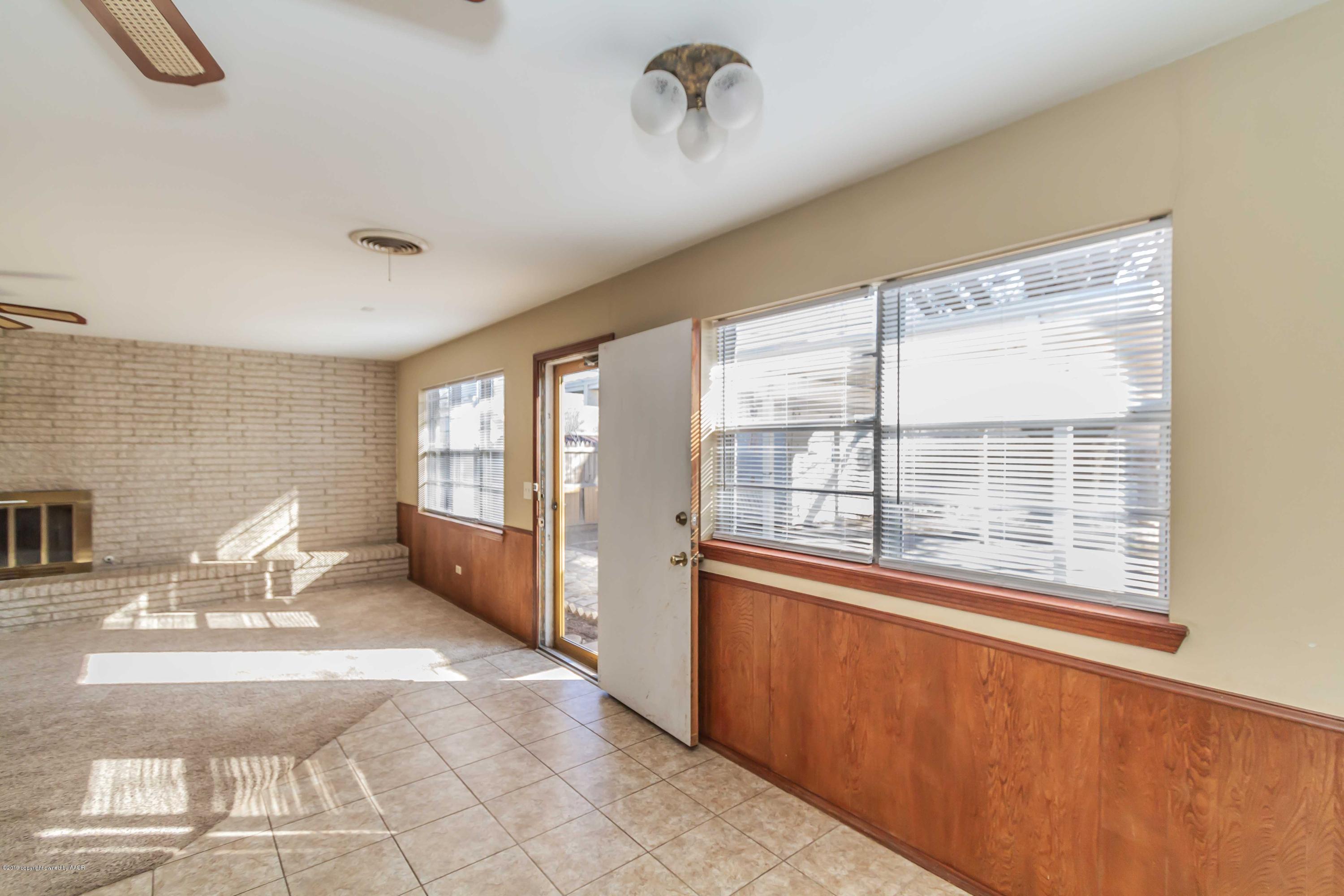 3313 Kingston Road Amarillo, TX 79106 - Photo 15 of 41 DINING VIEW 2