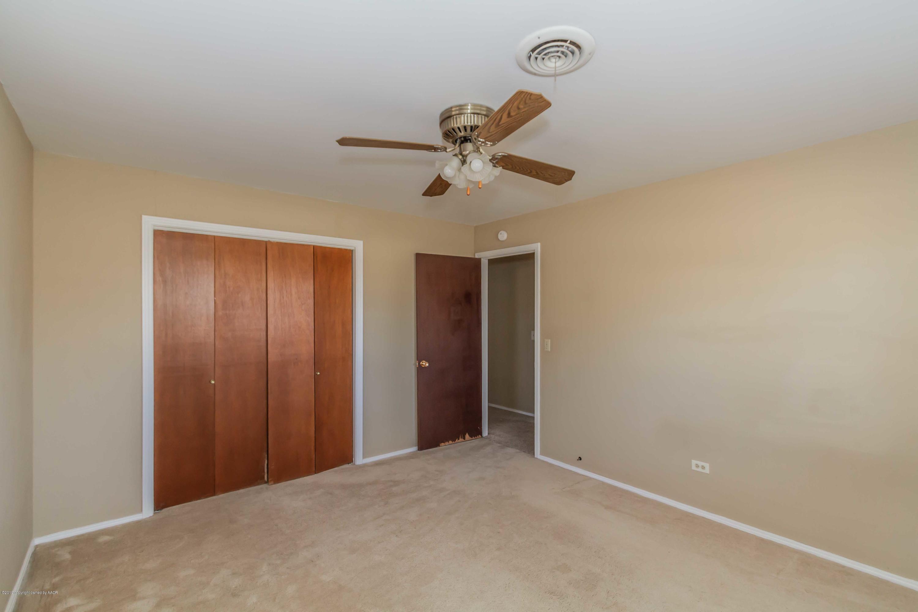3313 Kingston Road Amarillo, TX 79106 - Photo 29 of 41 BEDROOM 2 VIEW 3
