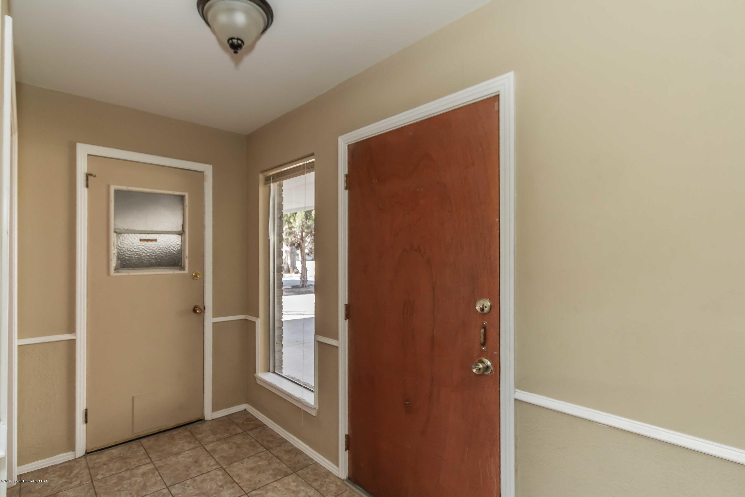 ENTRY VIEW 2