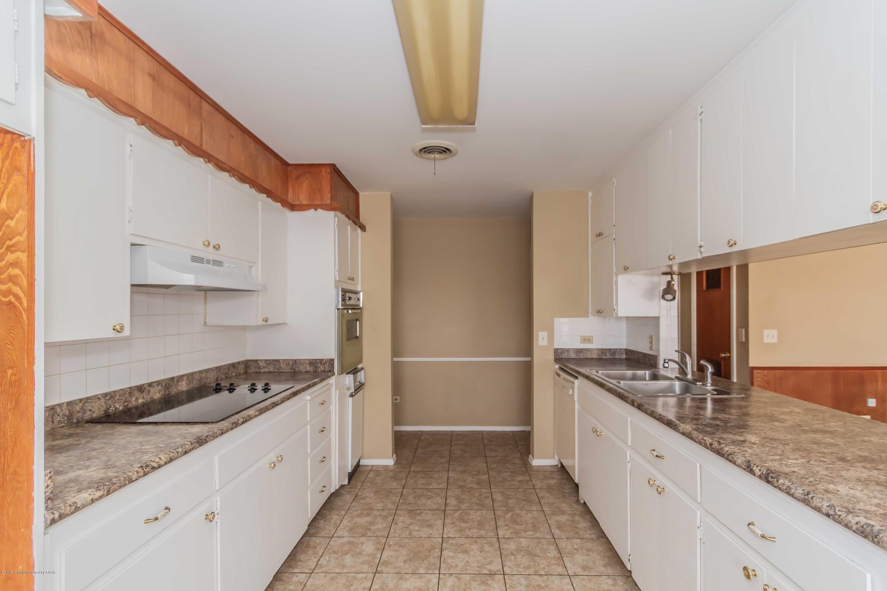 3313 Kingston Road Amarillo, TX 79106 - Photo 10 of 41 KITCHEN VIEW 1