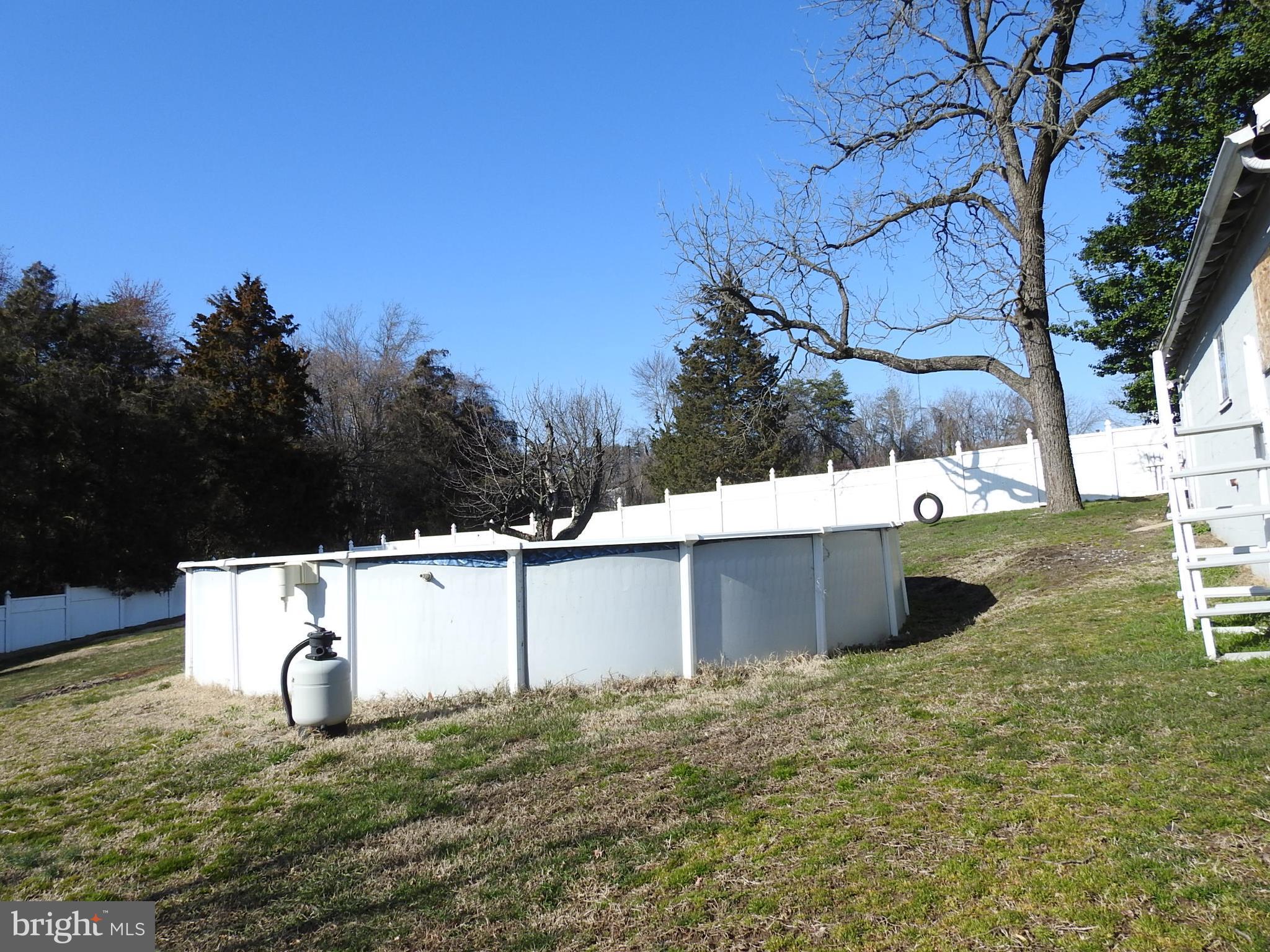 3508 Georgetown Road Baltimore, MD 21227 - Photo 21 of 27 Exterior (Rear)