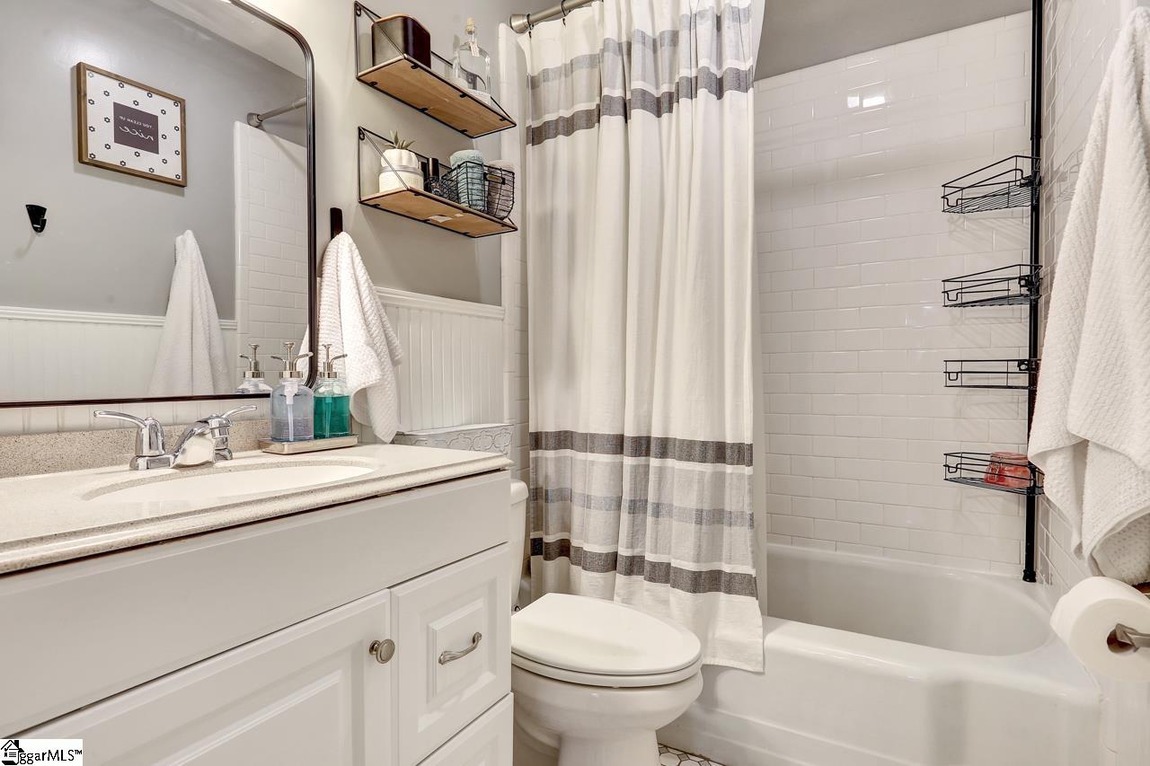 2208 Ridgewood Avenue Anderson, SC 29625 - Photo 22 of 36 Gallery Image 22