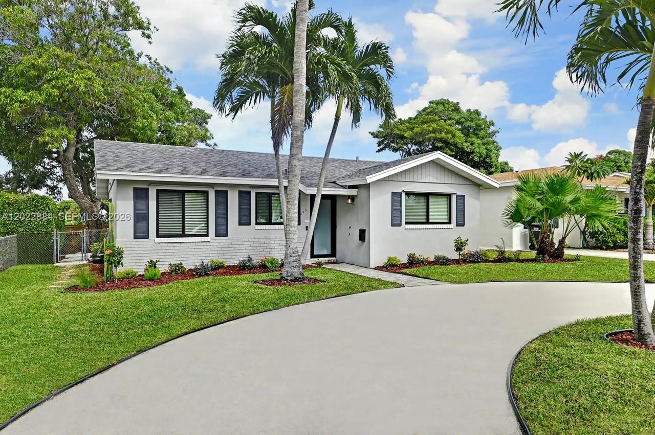945 Sunset Road, Unit 1 West Palm Beach, FL 33401 - Photo 1 of 20