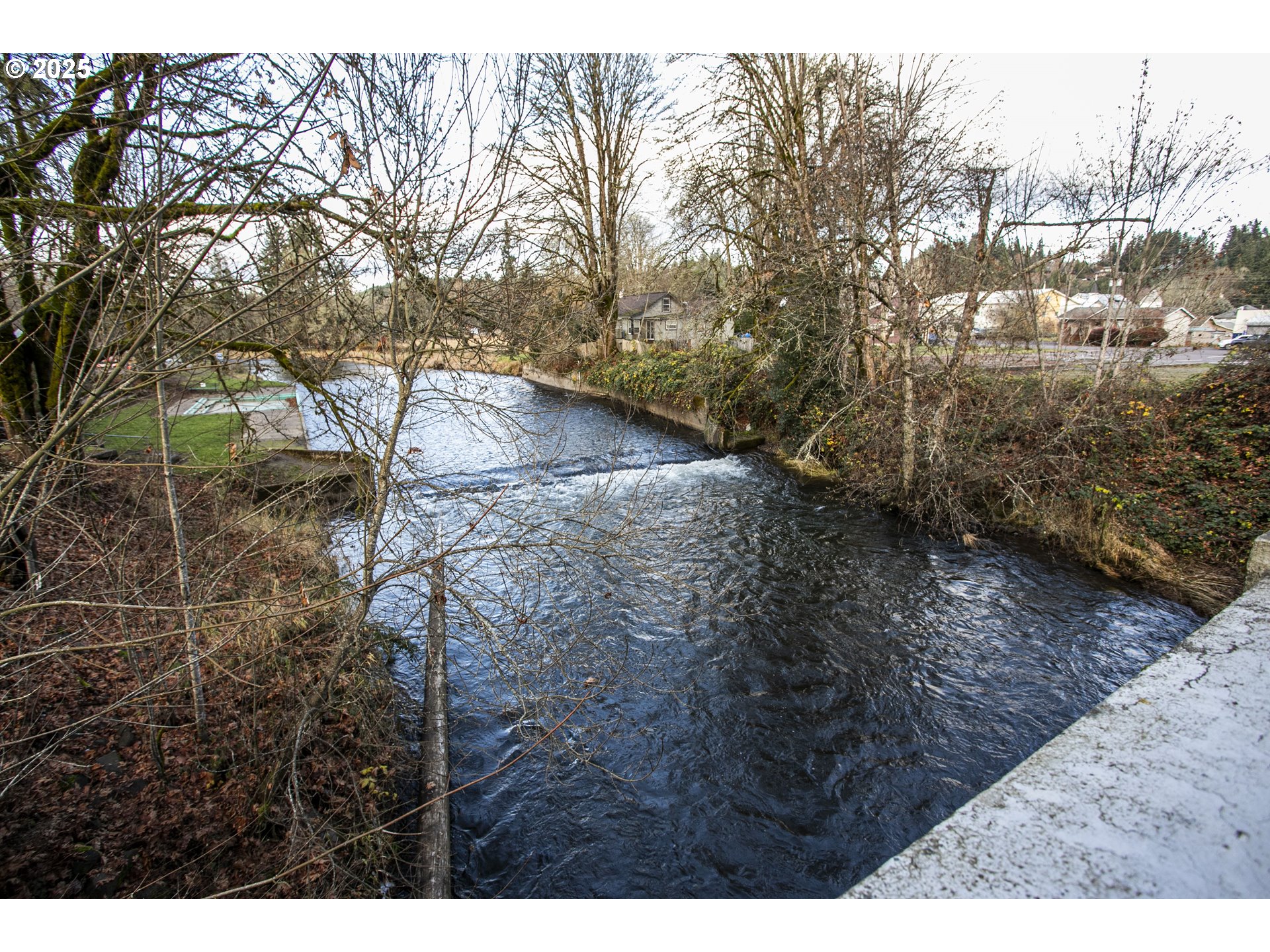 158 East H Street Vernonia, OR 97064 - Photo 30 of 33 a view of outdoor space and a yard