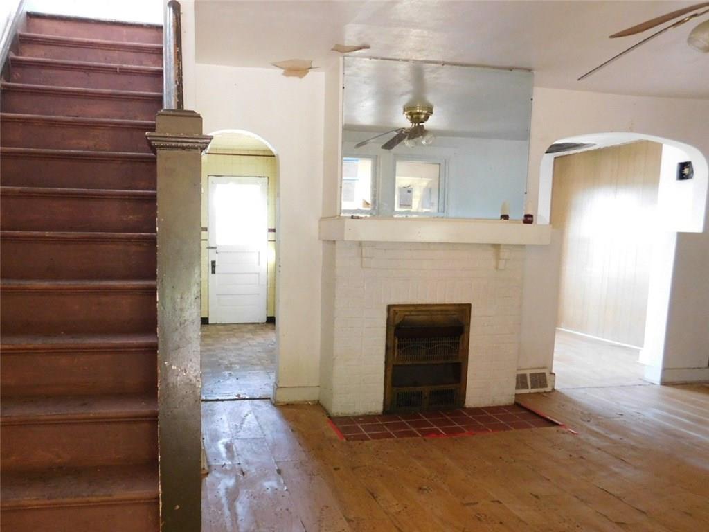437 Noblestown Road Carnegie, PA 15106 - Photo 7 of 19 Gallery Image 7