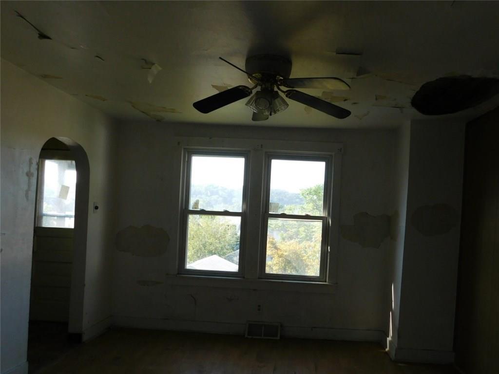 437 Noblestown Road Carnegie, PA 15106 - Photo 9 of 19 Gallery Image 9