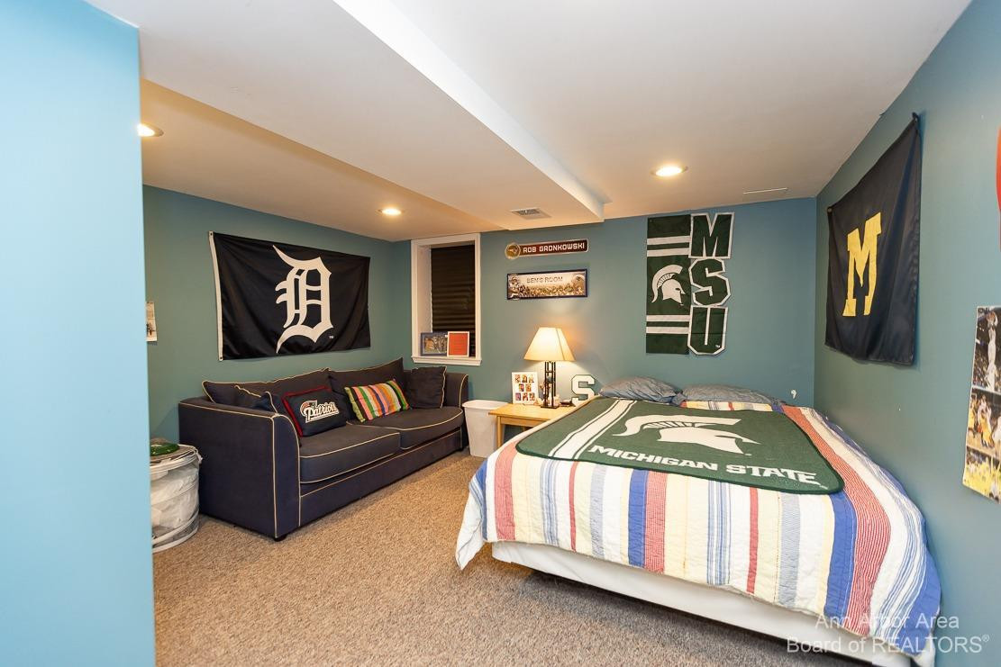 689 Glenwyth Road Brighton, MI 48116 - Photo 19 of 52 basement bedroom with egress window