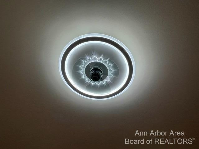 689 Glenwyth Road Brighton, MI 48116 - Photo 36 of 52 light/fan in MBR chances colors