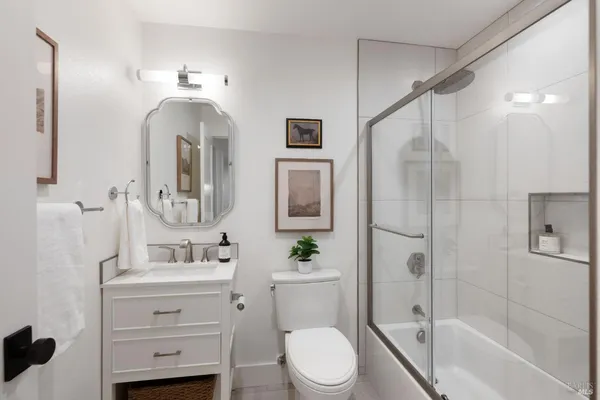 $2,495,000 | 13605 Garric Avenue, Glen Ellen, CA 95442