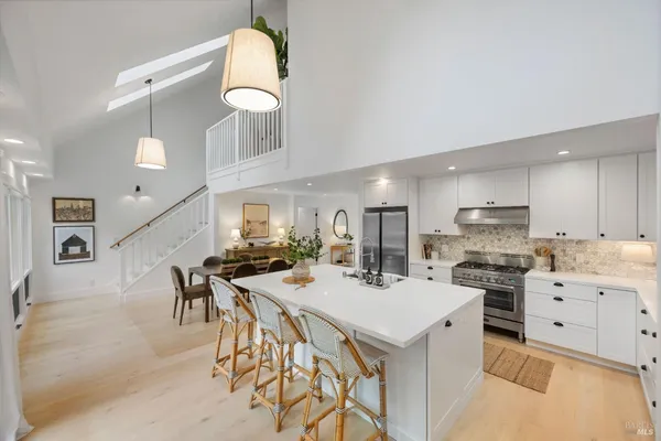 $2,495,000 | 13605 Garric Avenue, Glen Ellen, CA 95442