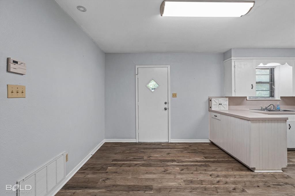 10912 Buncombe Road Bethany, LA 71007 - Photo 11 of 37 Gallery Image 11