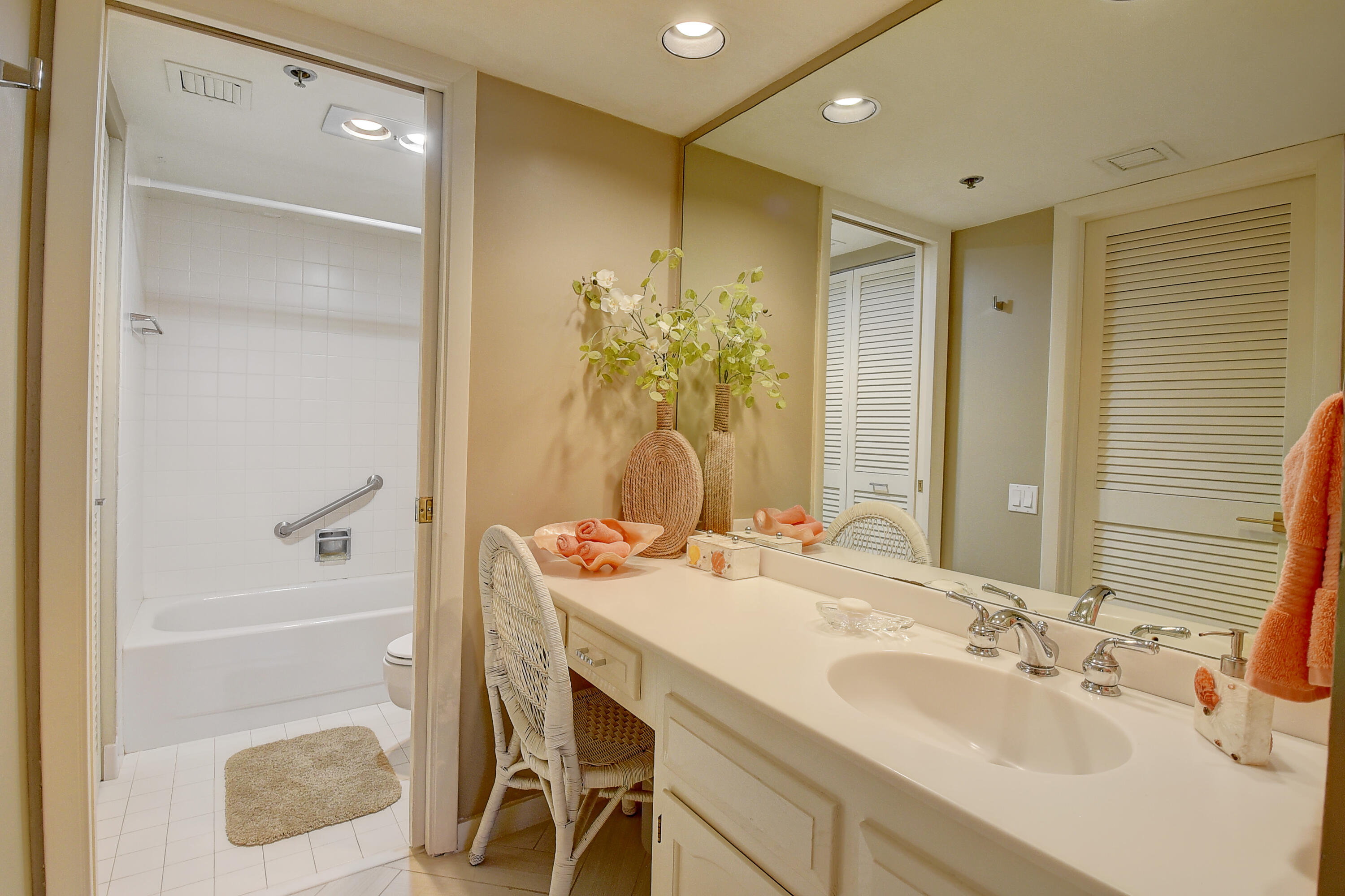 2707 North Ocean Boulevard, Unit D304 Boca Raton, FL 33431 - Photo 17 of 77 Virtuals1 (22)