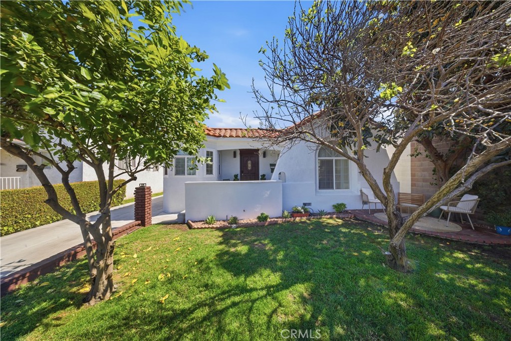 1572 Ridgeley Drive Los Angeles, CA 90019 - Photo 1 of 1