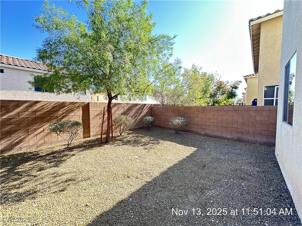 10632 Peach Creek Street Las Vegas, NV 89179 - Photo 25 of 33