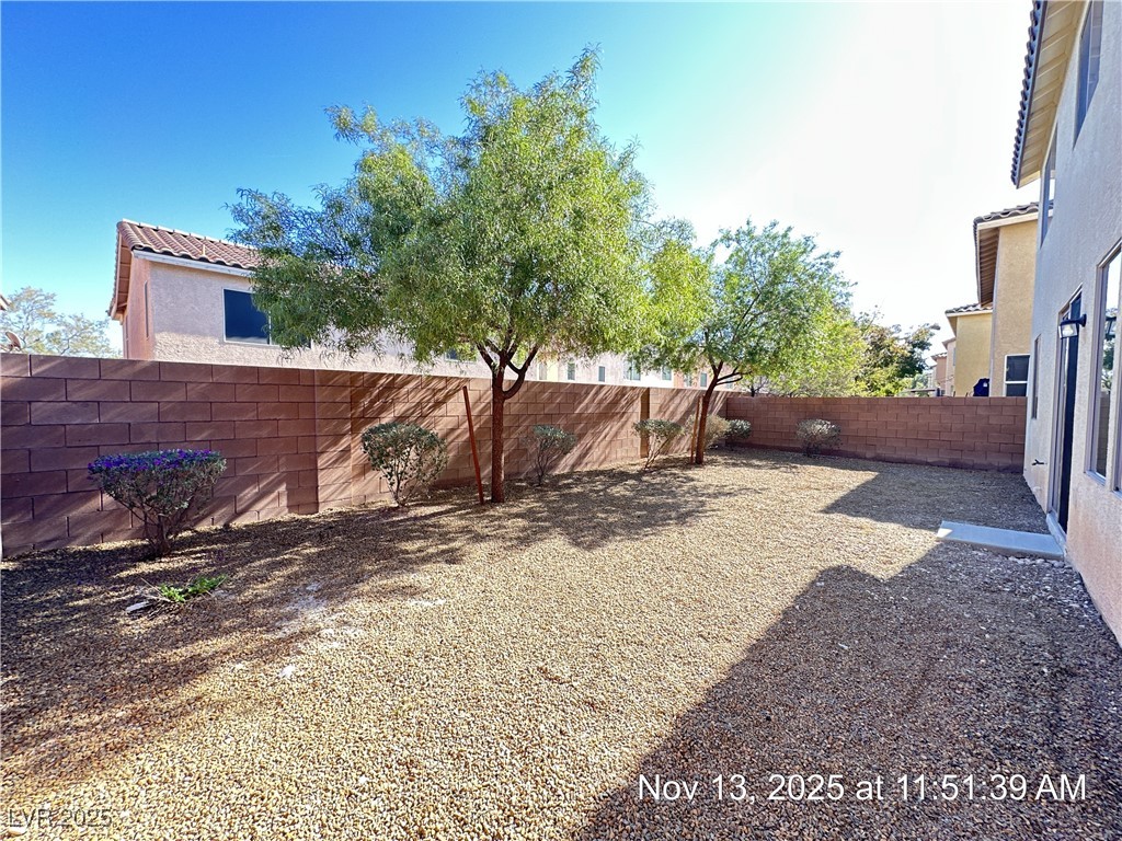 10632 Peach Creek Street Las Vegas, NV 89179 - Photo 27 of 33