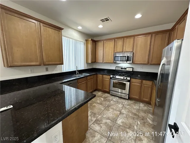 $1,825 | 10632 Peach Creek Street, Las Vegas, NV 89179