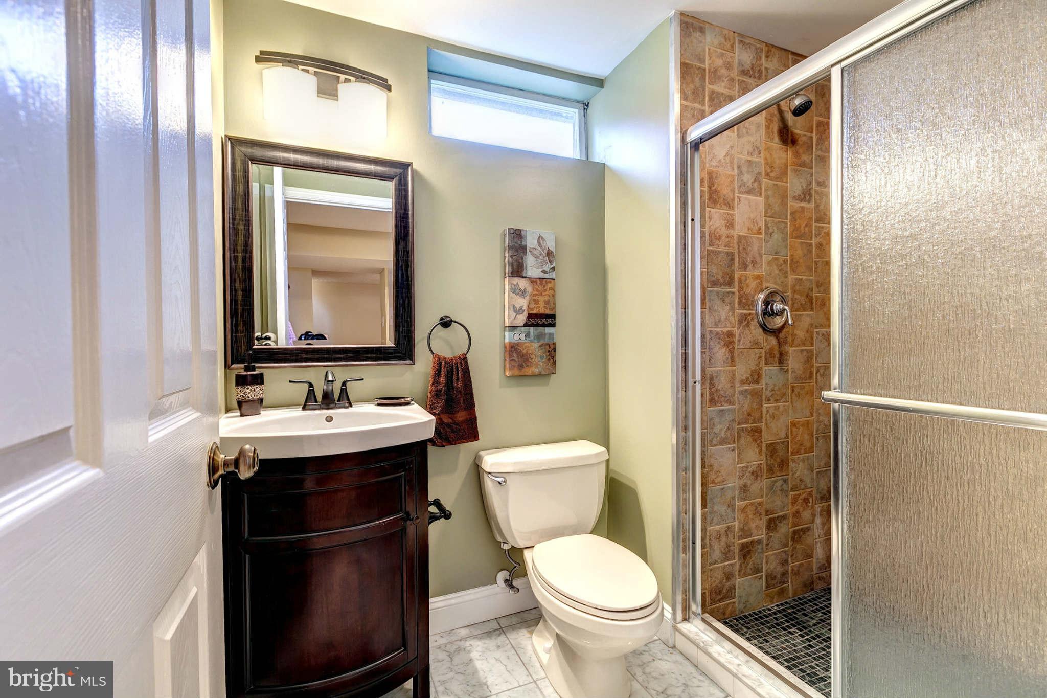 1072 Long Valley Road Westminster, MD 21158 - Photo 22 of 30 Bath