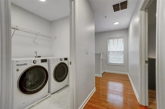 $3,300 | 702 Surrey Park Place Southeast, Smyrna, GA 30080