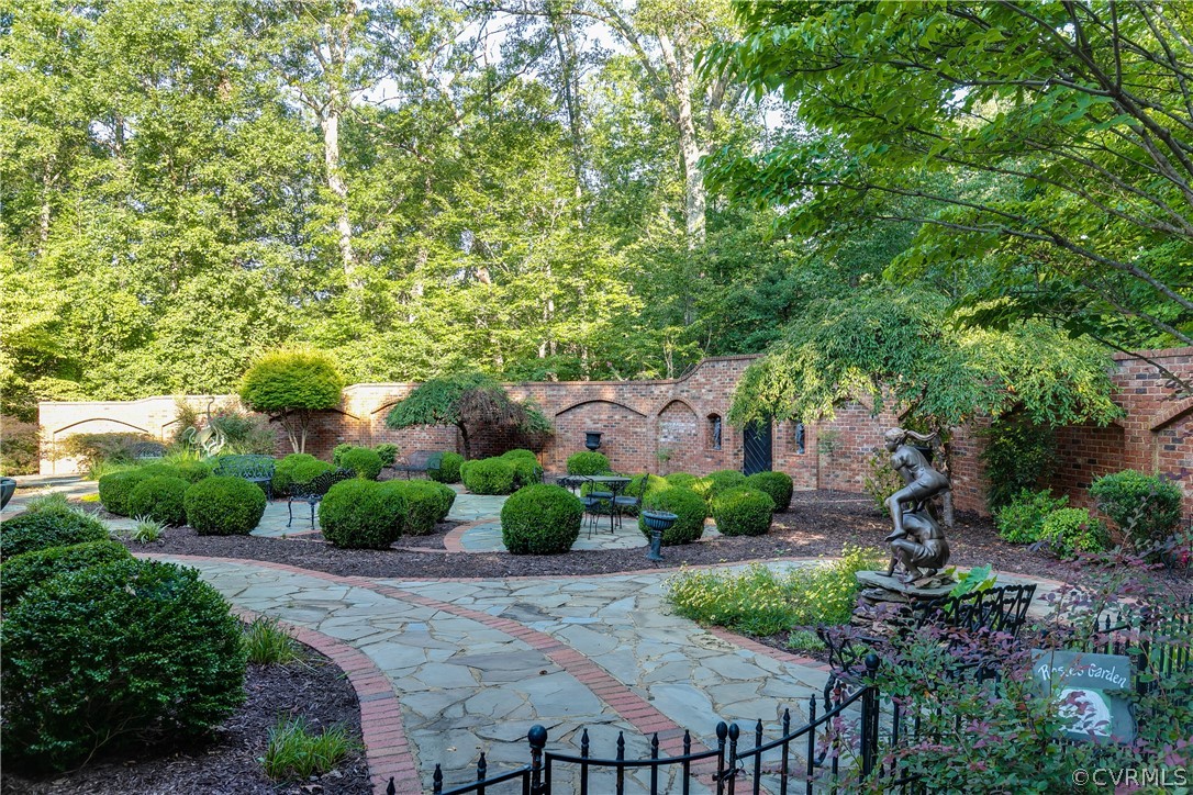7247 Beach Road Chester, VA 23831 - Photo 6 of 44