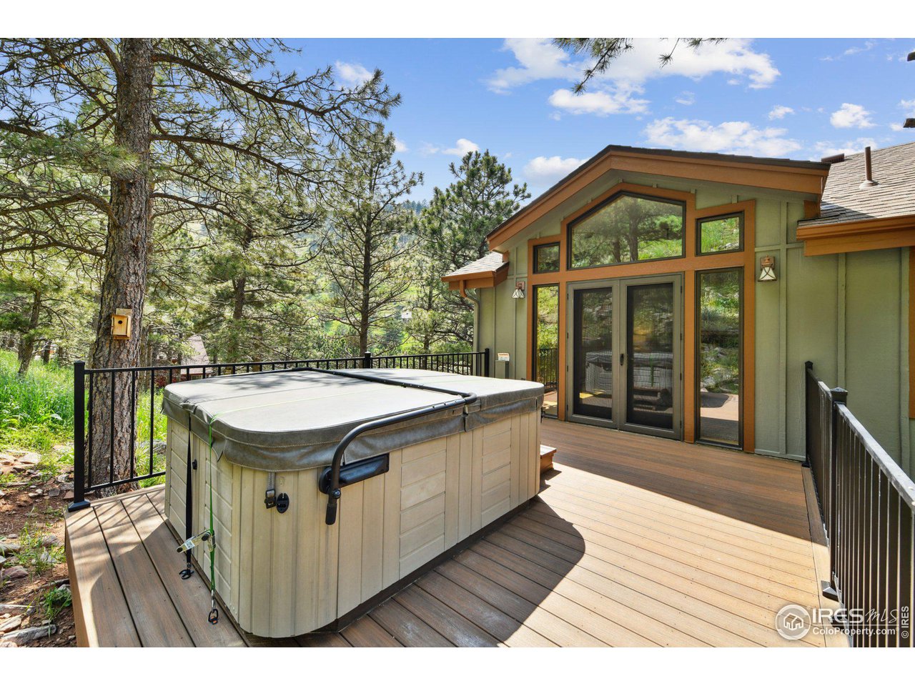 36 Ridge Drive Boulder, CO 80304 - Photo 11 of 40 Hot Tub
