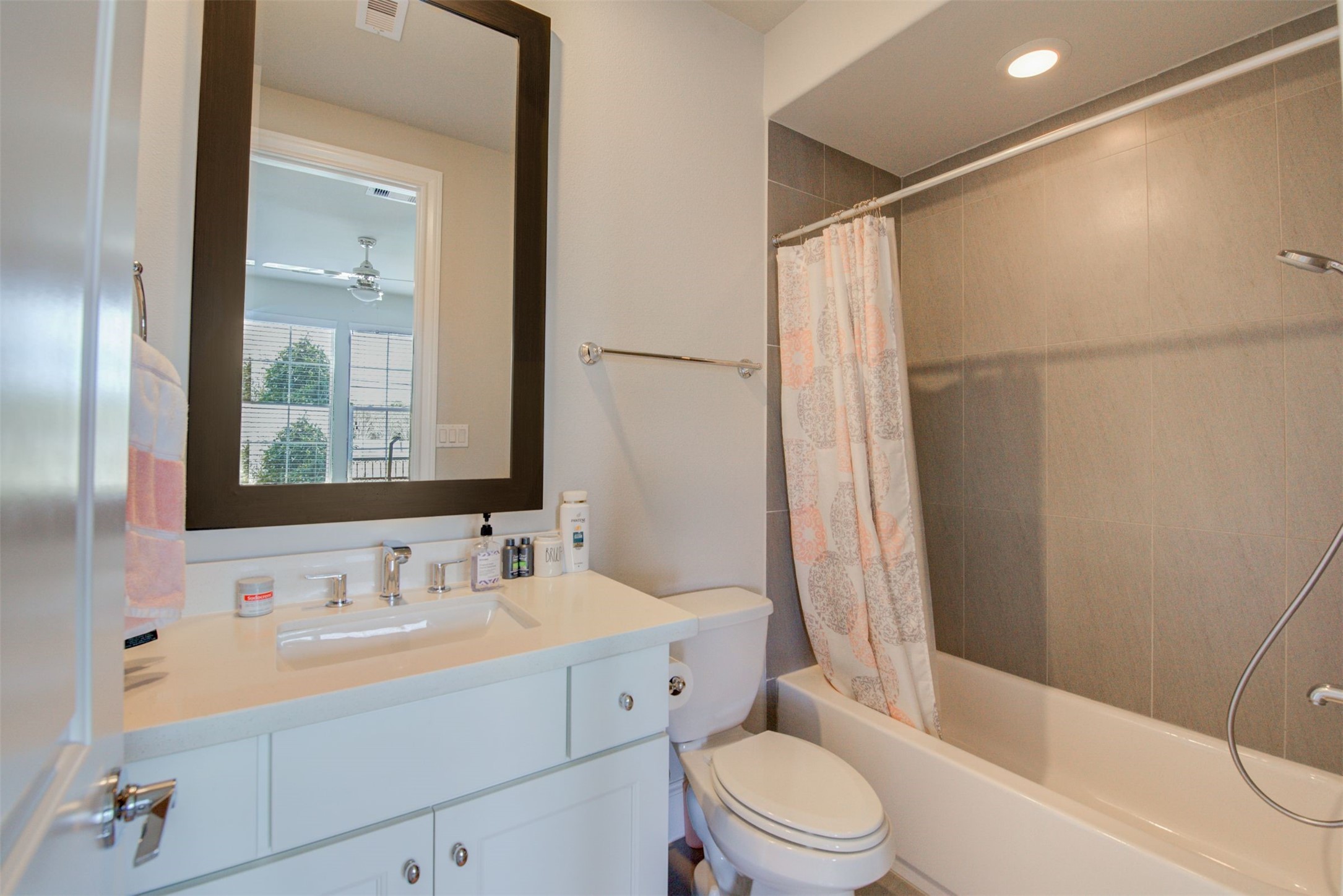 9664 Knight Road Houston, TX 77045 - Photo 17 of 33