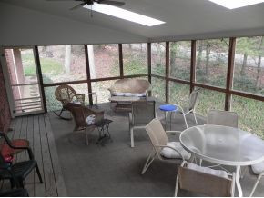 309 Canongate Road Kingsport, TN 37660 - Photo 4 of 24 Huge screened in porch