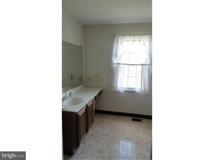 625 Church Road Avondale, PA 19311 - Photo 8 of 12 Gallery Image 8