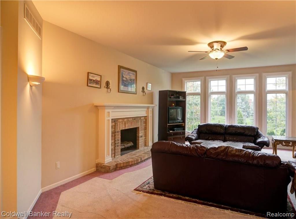 3636 Aynsley Drive Rochester Hills, MI 48306 - Photo 9 of 23