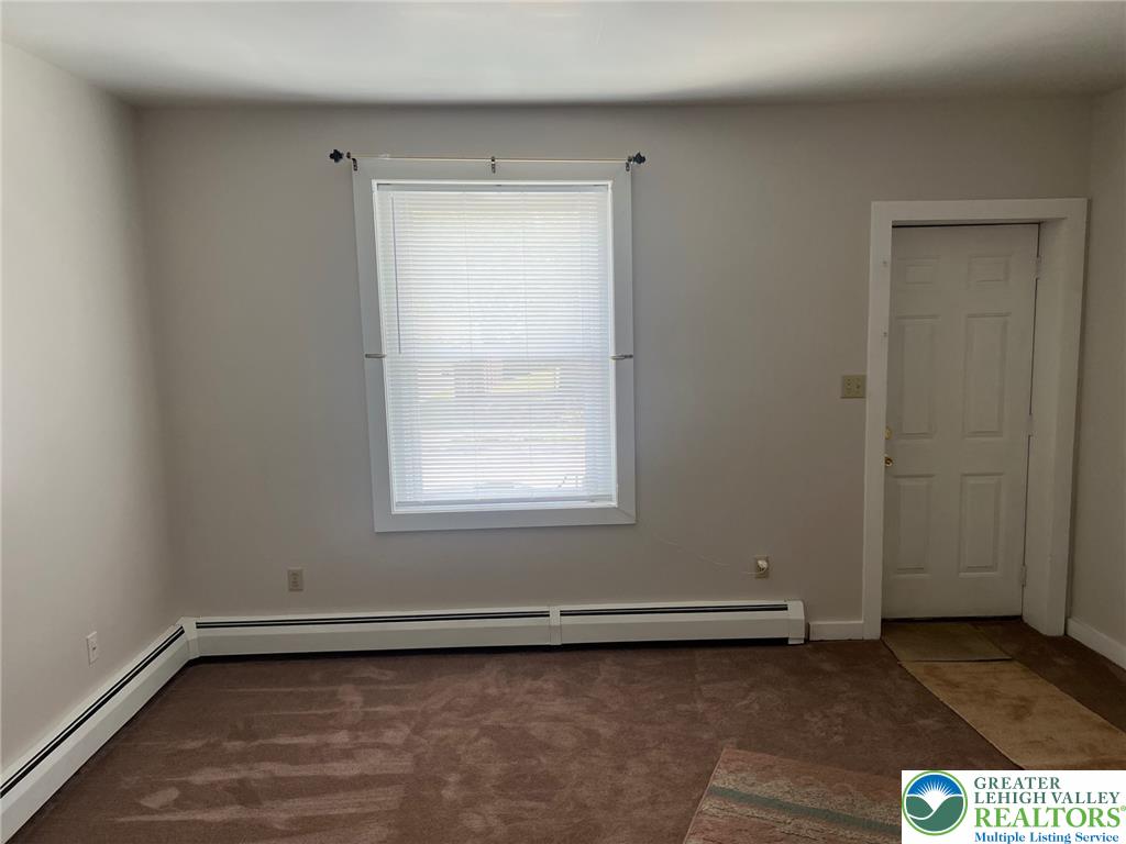 431 Maple Street Bethlehem, PA 18018 - Photo 3 of 11