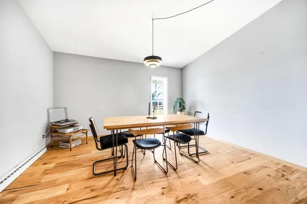 $475,000 | 130 Fairlawn Avenue East, Winsted, MN 55395