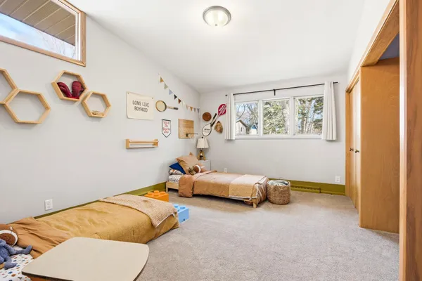 $475,000 | 130 Fairlawn Avenue East, Winsted, MN 55395