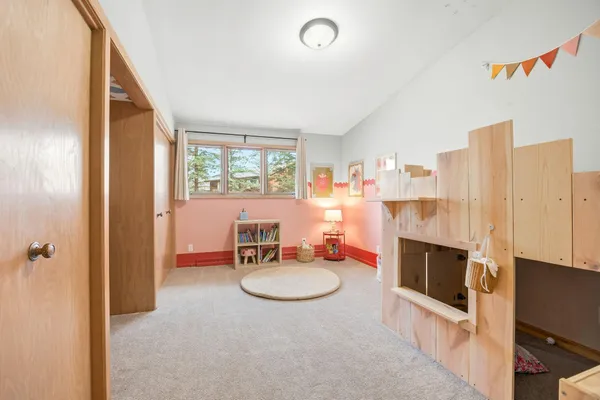 $475,000 | 130 Fairlawn Avenue East, Winsted, MN 55395