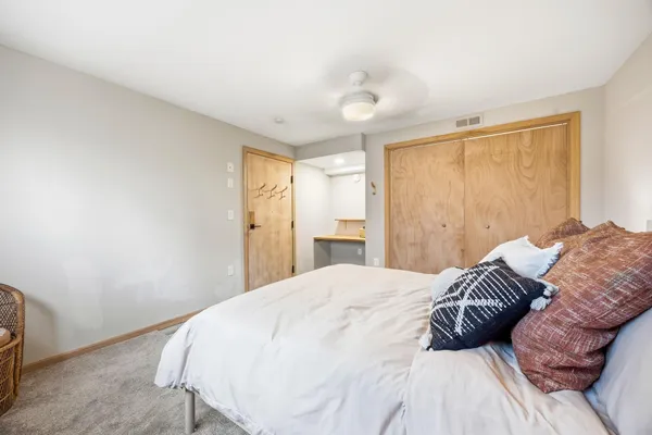 $475,000 | 130 Fairlawn Avenue East, Winsted, MN 55395