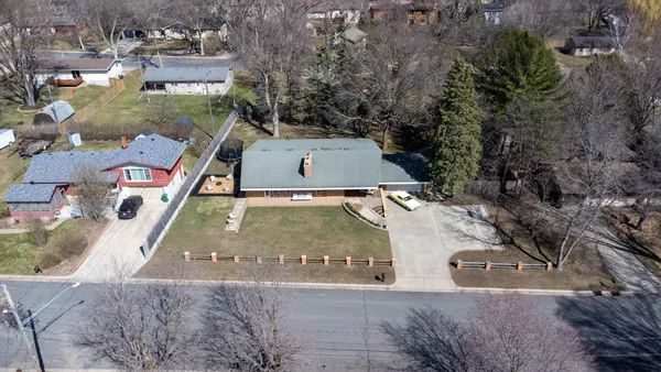 $475,000 | 130 Fairlawn Avenue East, Winsted, MN 55395