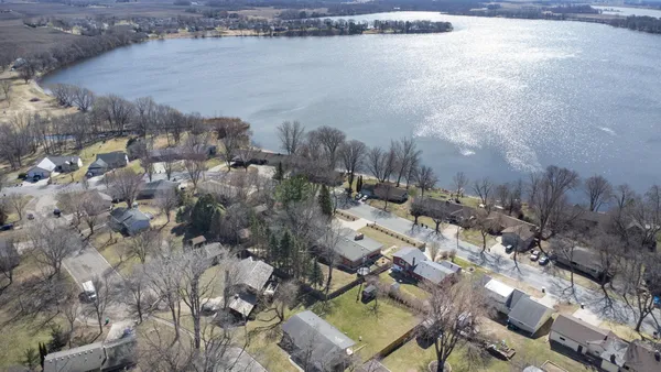 $475,000 | 130 Fairlawn Avenue East, Winsted, MN 55395