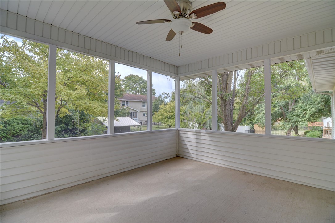 933 West Frank Drive Decatur, IL 62526 - Photo 24 of 30