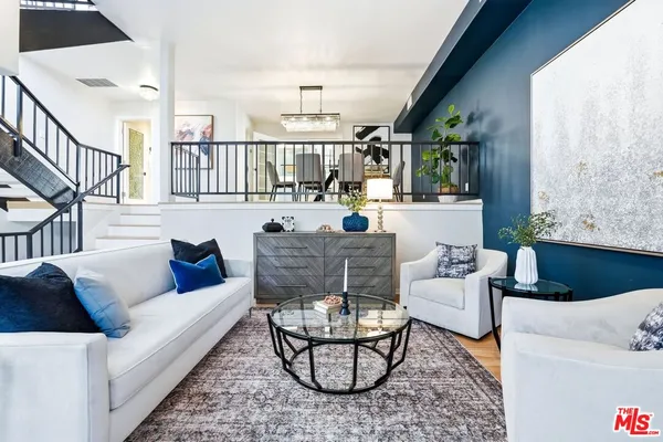 $829,000 | 5305 White Oak Avenue, Unit K, Encino, CA 91316