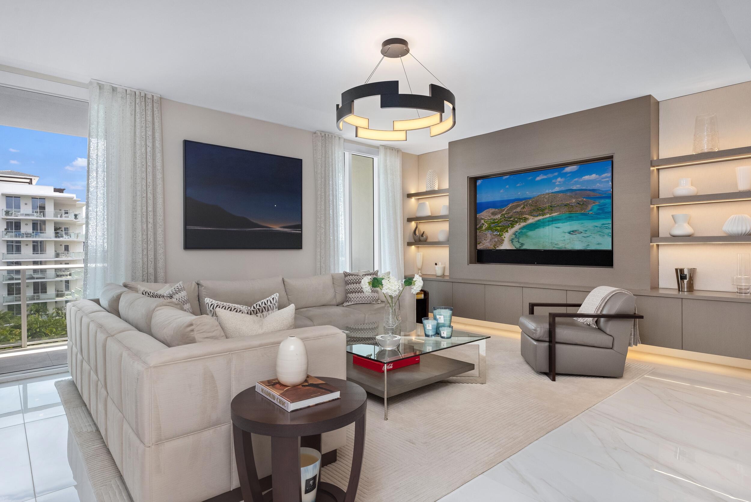 210 Southeast Mizner Boulevard, Unit 703 Boca Raton, FL 33432 - Photo 10 of 51 Living Room