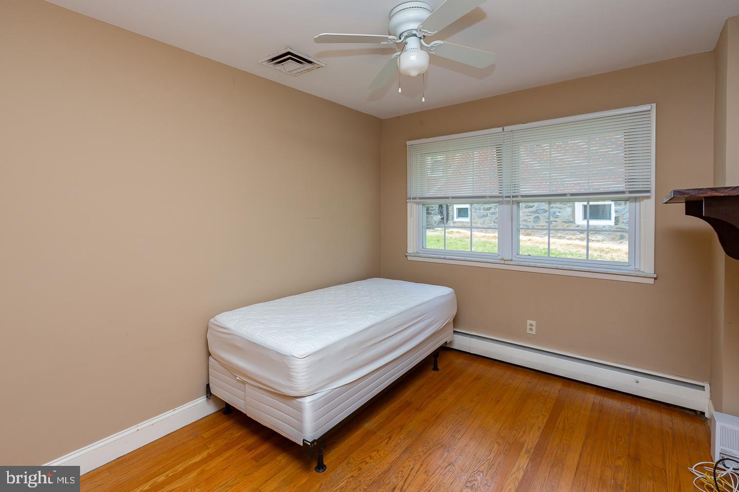 2325 Poplar Road Havertown, PA 19083 - Photo 13 of 34