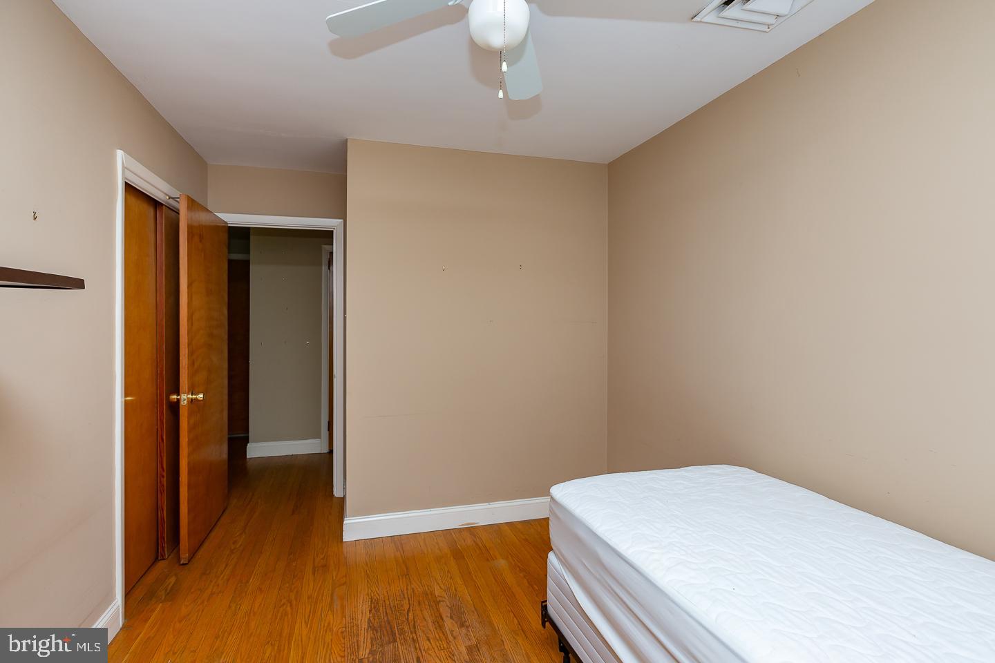 2325 Poplar Road Havertown, PA 19083 - Photo 14 of 34