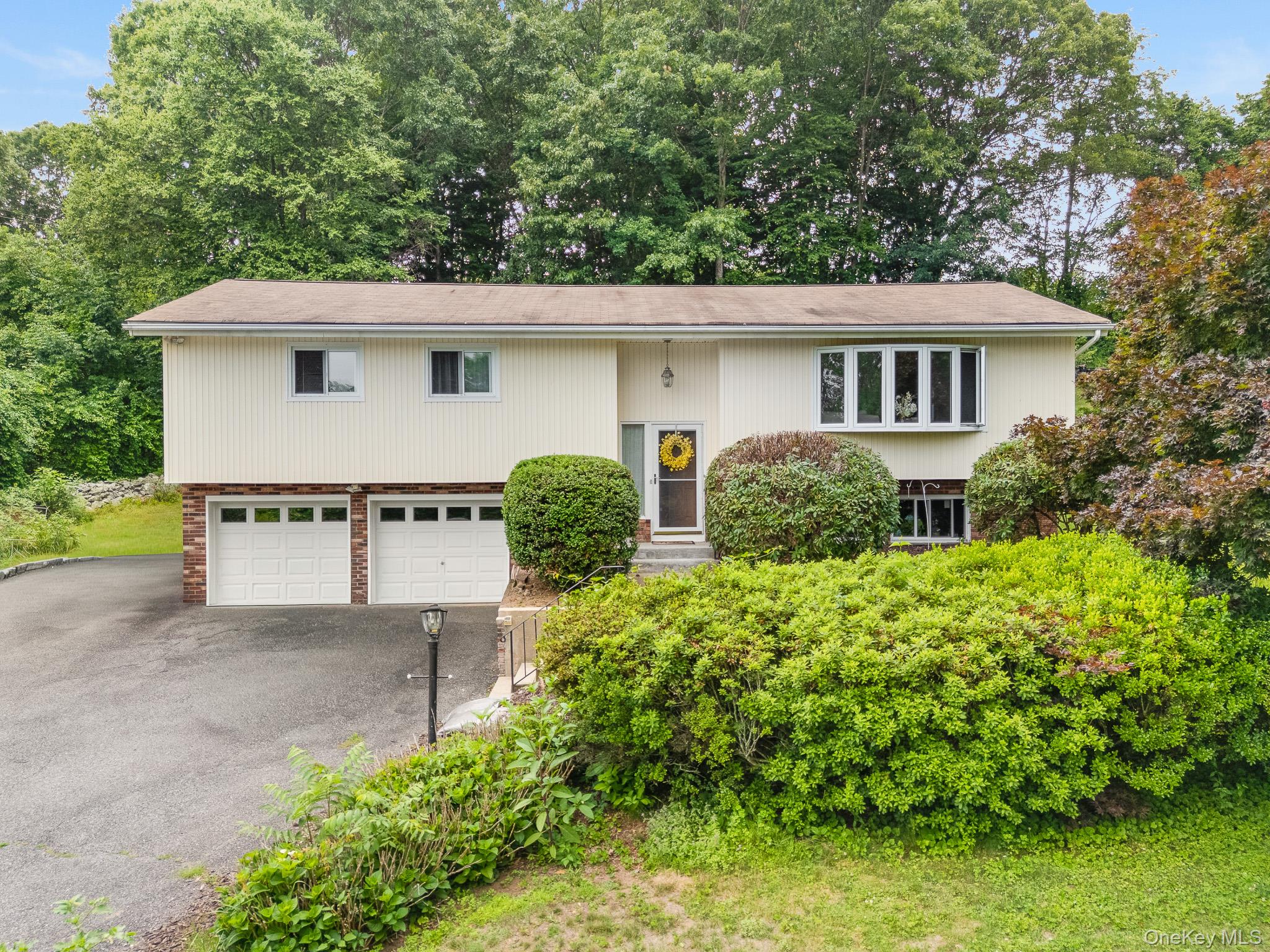 5 Gardineer Road Putnam Valley, NY 10579 - Photo 2 of 32