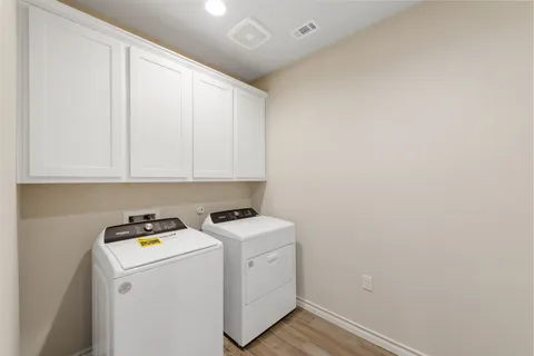 $417,500 | 12008 Saddle Rock Drive, Austin, TX 78725