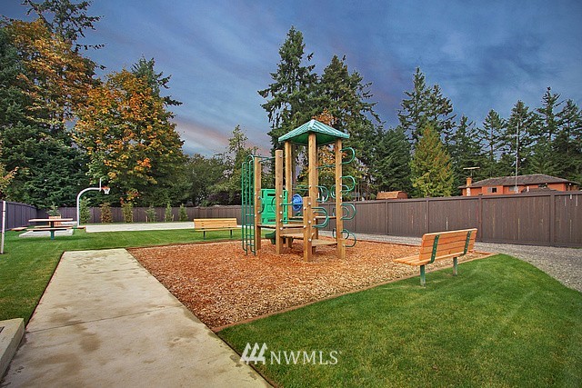 11009 Southeast 184th Place Renton, WA 98055 - Photo 21 of 23