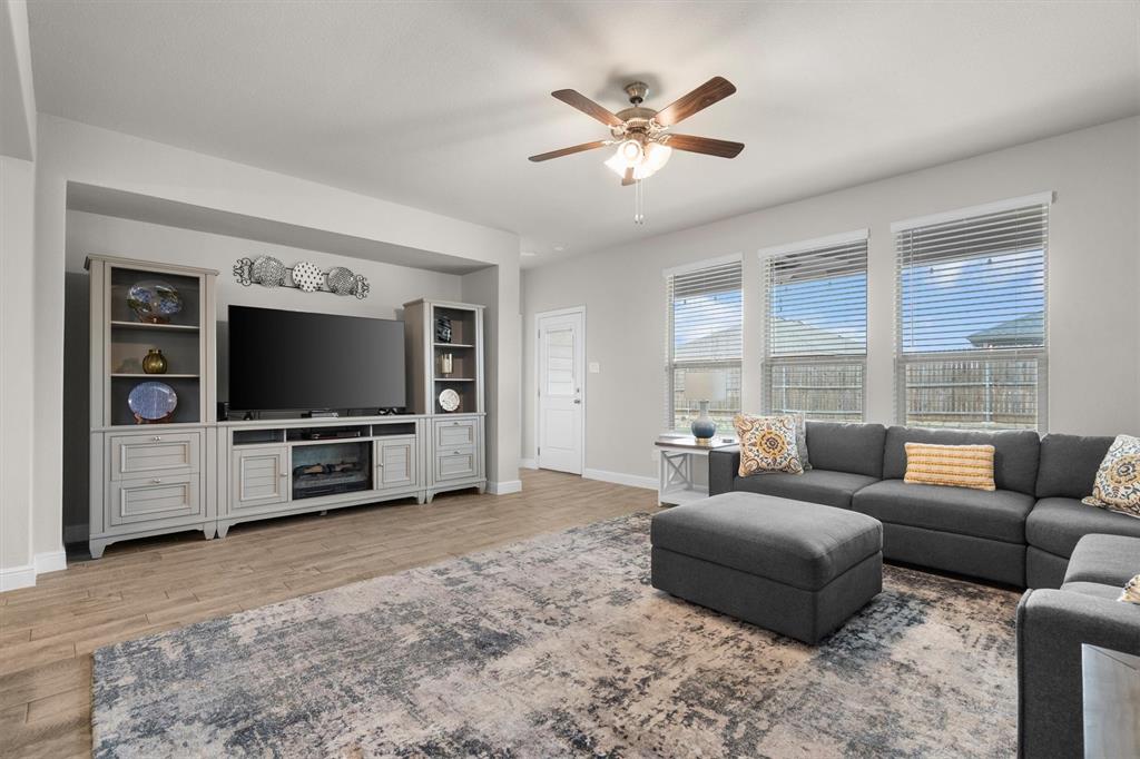 146 Hawksbill Lane Rhome, TX 76078 - Photo 22 of 40 Gallery Image 22