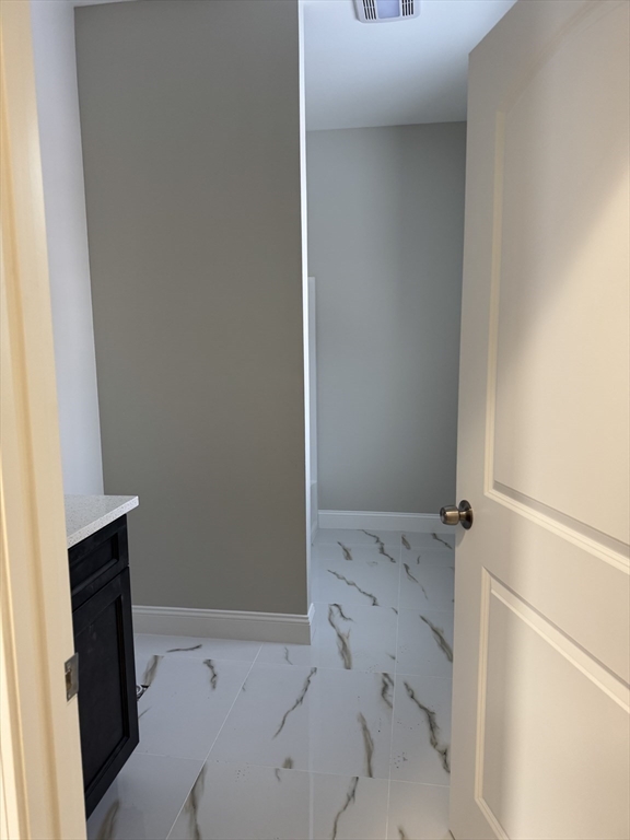 81 West Crystal Brook Drive Springfield, MA 01118 - Photo 16 of 22