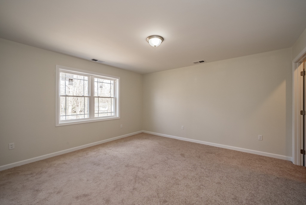 81 West Crystal Brook Drive Springfield, MA 01118 - Photo 19 of 22