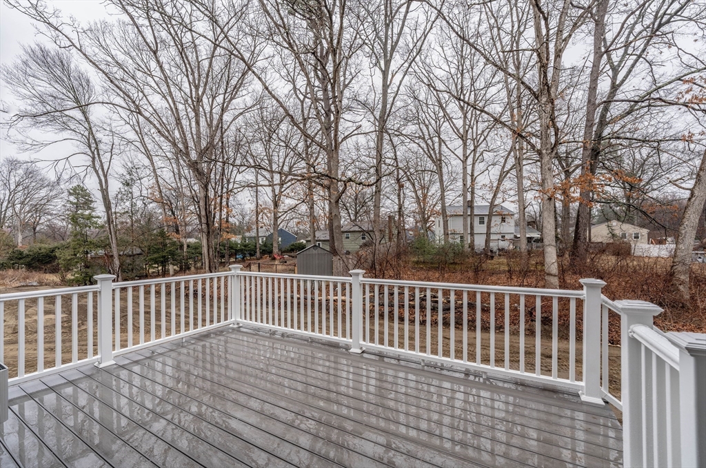 81 West Crystal Brook Drive Springfield, MA 01118 - Photo 22 of 22